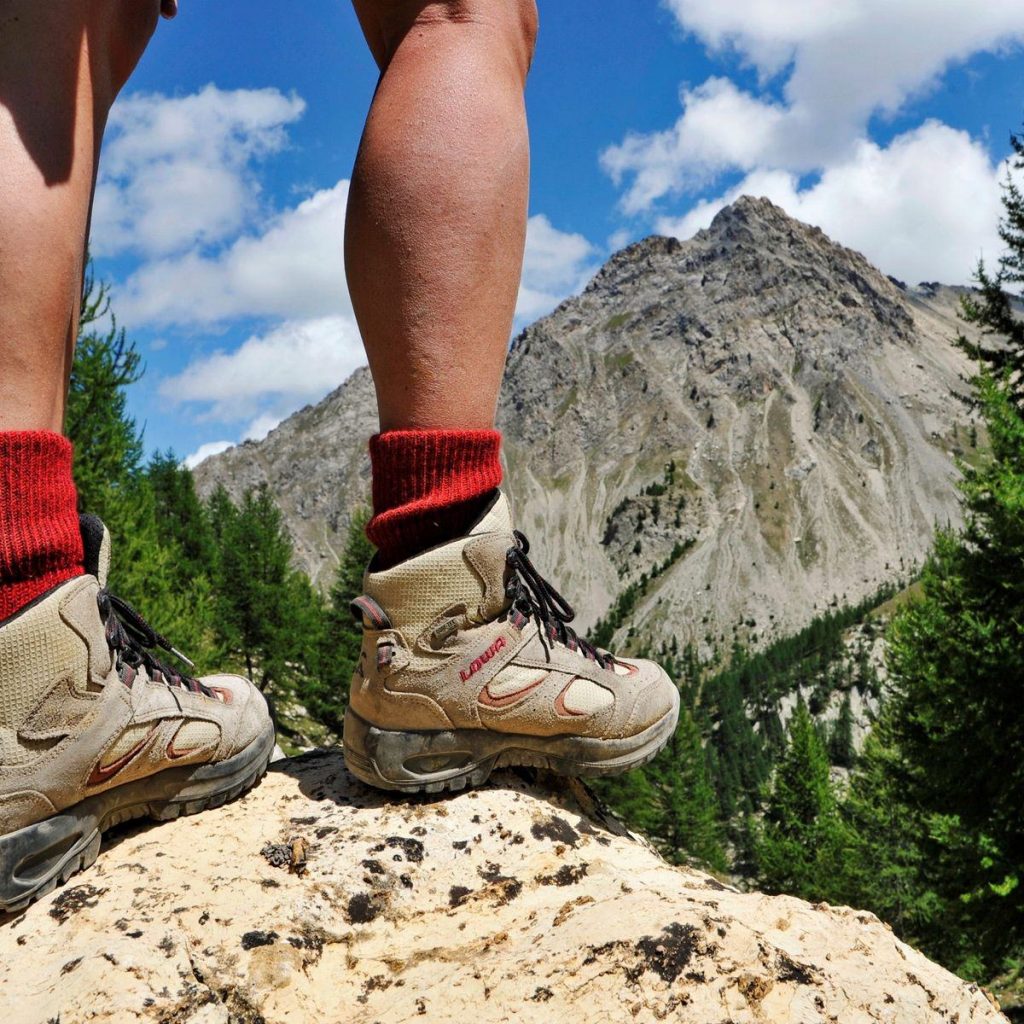 کفش های مناسب کوهنوردی و کوهستان